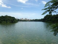 いつものホアンキエムです。やはりハノイの中心ですね