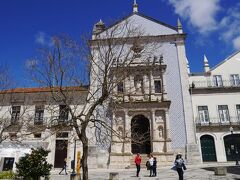 ミゼリコルディア教会。綺麗なタイルで装飾をされています