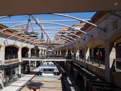 ショッピングモールがあるとは。アヴェイロを田舎町とバカにしていて、ごめんなさい。とてもおしゃれな街ですね。