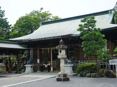静岡空港からも近い大井神社に参拝し帰ることとしました。
大井川の神霊を祀る神社で、3年に1度行う「帯祭り」で有名です。
