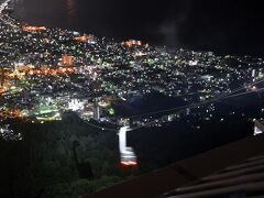 
函館のシンボル★
標高334mの山頂から見る夜景は素晴らしく
日本三大夜景の一つと言われています

神戸の夜景もロープ―ウェイと共に撮ったショットを
撮りましたが、此方は山と風景が近い感じがして
臨場感がありました！
気温も少し肌寒かった程度で、楽に見学出来て
良かったです☆
