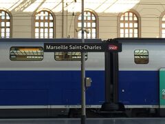 マルセイユ　サンシャルル駅の看板。ヨーロッパの駅が好きです。