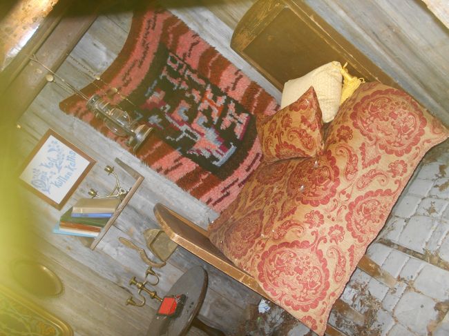 ドアの窓から覗けるようになっています。