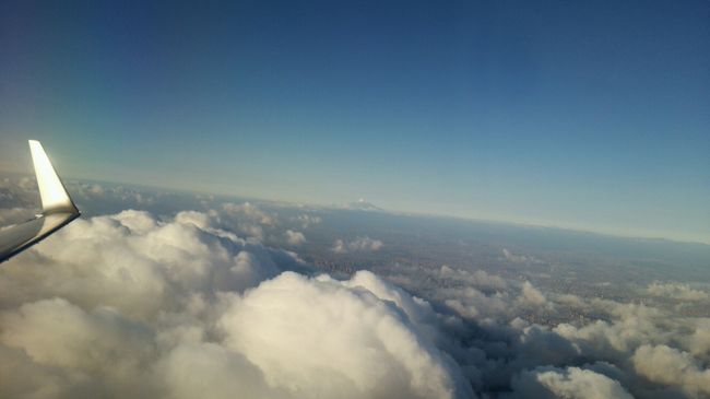 富士山がかすかに見えました。