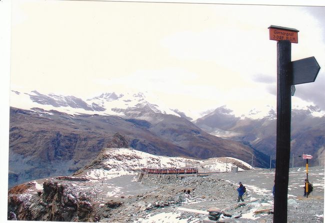 ゴルナーグラートの駅です。<br />ここからの眺望が素敵でした。