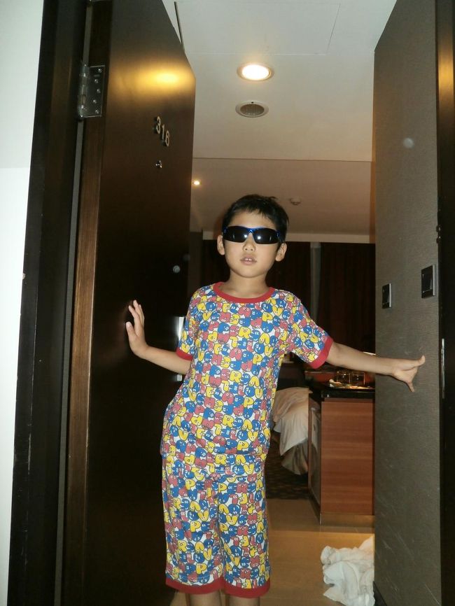 カッコつけてますね