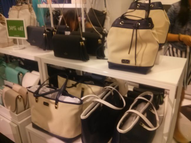 この緑色のプライスついてるのが５０％オフになるやつだったと思います！