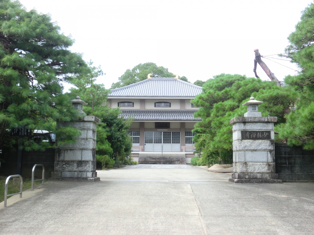 こちらは臨済宗の少林寺さんです。