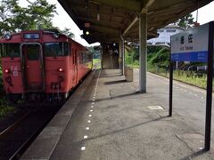JR山口線のローカル列車に揺られることおよそ１時間、徳佐駅に到着です