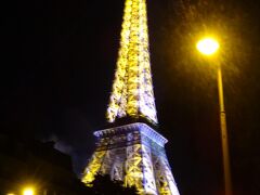 といった感じでわたしのフランス革命記念日で感じたことをつらつらとつづってみました。
この先来年などに行かれる方の参考に少しでもなれば幸いです。