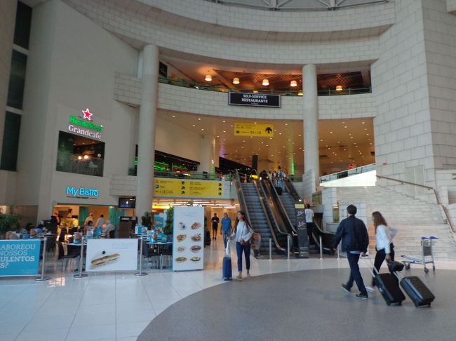 結局一睡もしないまま、リスボン空港へ到着