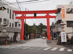 東松山市　箭弓稲荷神社　５時を過ぎてしまったので、社務所は閉まっていますが、お参りはできます。