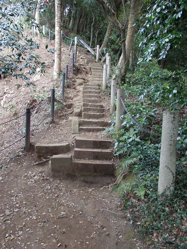登山開始の石段