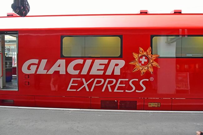 氷河特急 氷河急行（Glacier Express）でアルプスの絶景を楽しむ列車の旅
