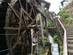 ここが有名な桝形。
中山道の宿場町は、西国大名が江戸へ攻め込む足を遅らせるため、直角に曲がっているところがあります。