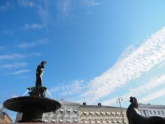 バルト海の乙女像。
青い空が輝いていて綺麗でした。