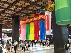 仙台駅は七夕祭り。