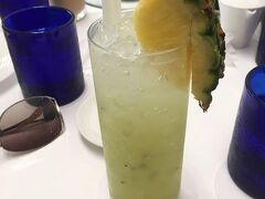 ちょっと小腹が空いて
カフェタイム