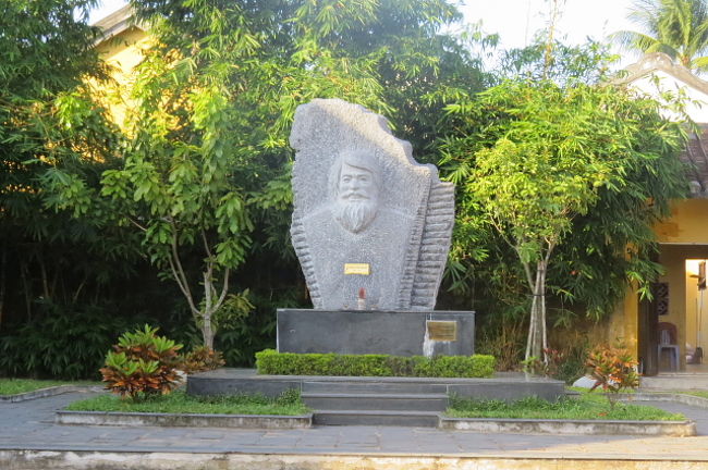 これは、どなたの肖像だったっけ・・・？