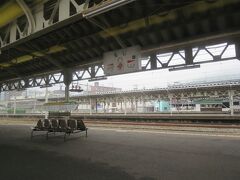 11:20　門司駅に着きました。（小倉駅から6分）

門司駅は、門司港駅を結ぶ鹿児島本線と本州を結ぶ山陽本線の分岐駅です。