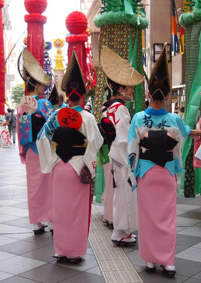 徳島の阿波踊りの方々が、イベントで来ているようです。