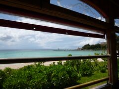 この後、ブセナテラスがある海岸まで行き、グラスボートを楽しみました。