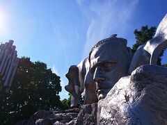 ３年前には訪れなかったシベリウスのマスクのモニュメントにご挨拶。