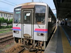 府中駅で三次行きのディーゼルカーに乗り換え。福塩線は福山駅から府中駅は電化され本数が多いですが、府中駅から先は非電化で本数が極端に減ります。