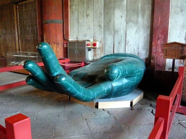 このあと法隆寺へ向かったのですが時間が遅くて入れず…。次回のお楽しみとなりました。