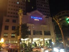 ハノイの怪しい夜、といえばこのホテルでしょうか。