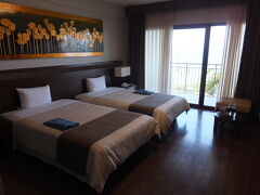 石垣島でのお宿は、
グランヴィリオホテル。
オーシャン＆サンセットビューで、
お部屋からの眺めは良好♪

