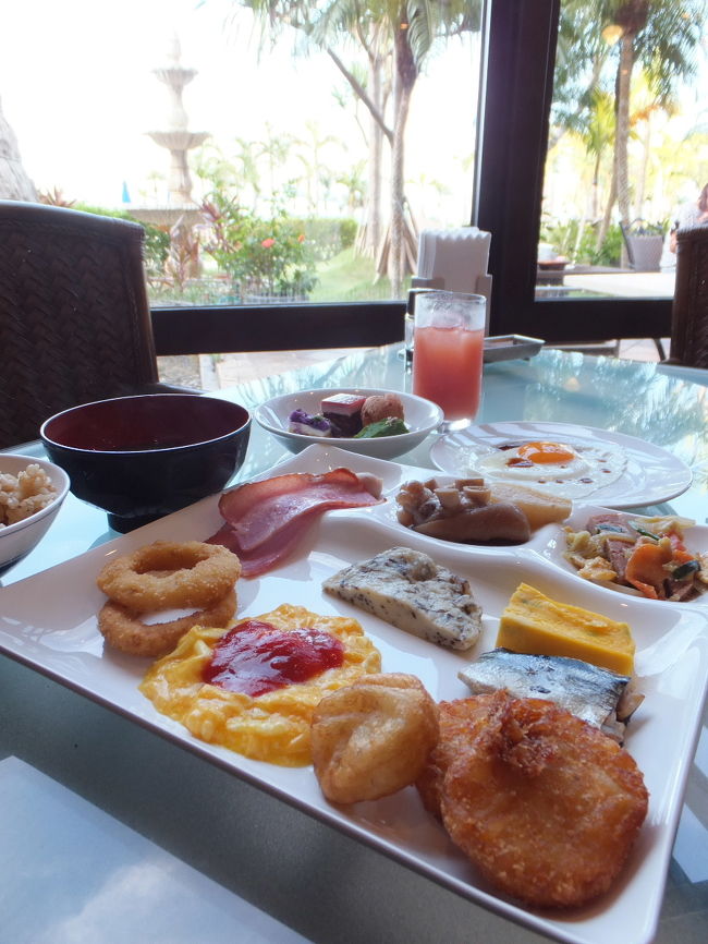 ２日目、<br />ホテルのバイキングで、<br />しっかり朝食を採ります。<br /><br />グアバジュースが、美味しかったなぁ。<br />