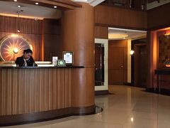 今回5泊の内、4泊利用した「ヘラルドスイーツソラナホテル」。
比較的日本人の利用者が多かった気がします。
フロントの方もとても親切でした^^
1泊8千円くらいでした！オススメ！