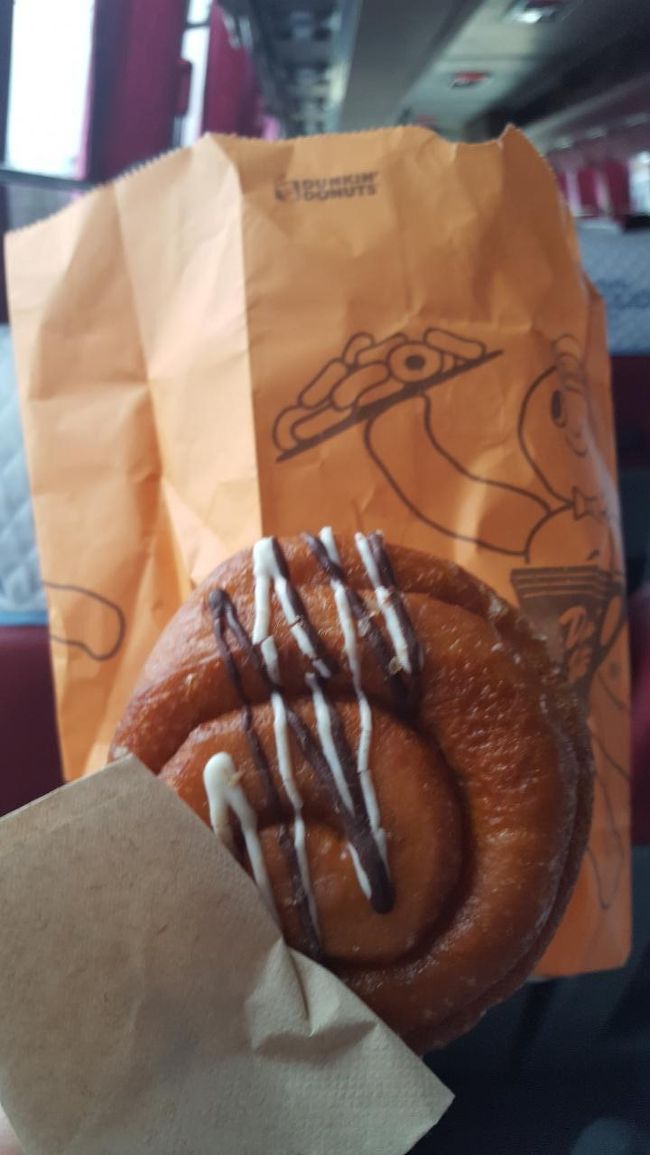 似てるけど、こっちはモカドーナツ。<br />結局モカ感あまりなく普通にハニーっぽい(笑)