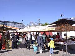 トゥルク市内 11:30到着