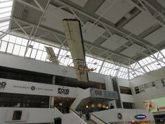 ベルゲン フレースランド国際空港 (BGO)の天井にある飛行機