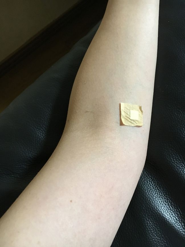 ◯おまけ<br /><br />最後に痛々しい写真を。<br />帰りのセントレアの中で、倒れかけて、医務室にお世話になりました。<br />おそらく熱中症になりかけたようです。。。<br />ハードスケジュールと慣れない暑さ、そしてスーツ。。。なんとか空港にたどり着いたものの、気が抜けたのか、倒れてしまいましたσ^_^;<br /><br />欲張って、倒れてしまっては、本末転倒ですねσ^_^;体調管理と無理には気をつけようと深く心に刻んだ旅でしたσ^_^;