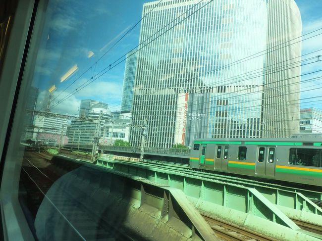 東海道線の列車を追撃。<br />