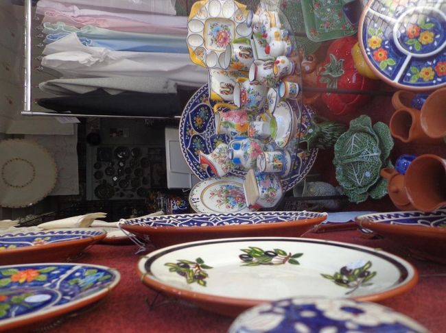 ショッピングする暇もないのでウィンドーショッピングで我慢