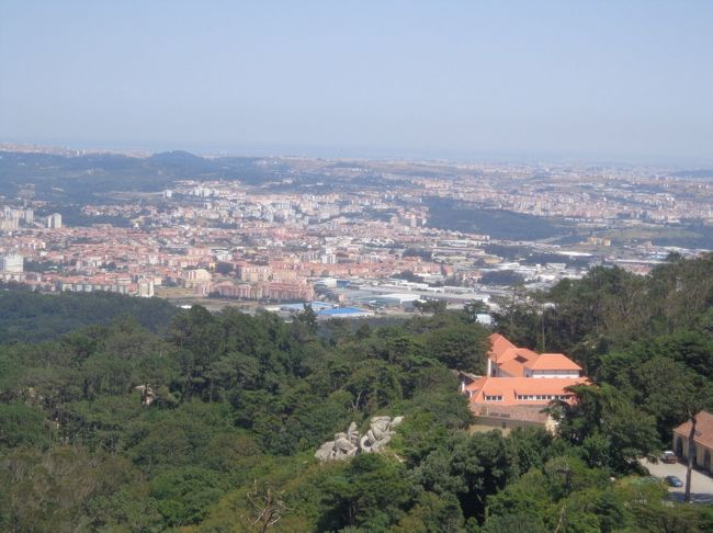 焼ける日差しの中、冷たい風がスーッと吹き抜ける<br />風に癒されました<br />