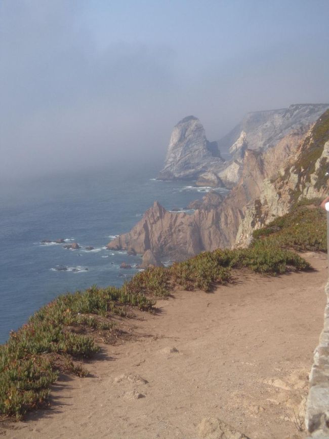 <br />「ここに地果て海始まる」