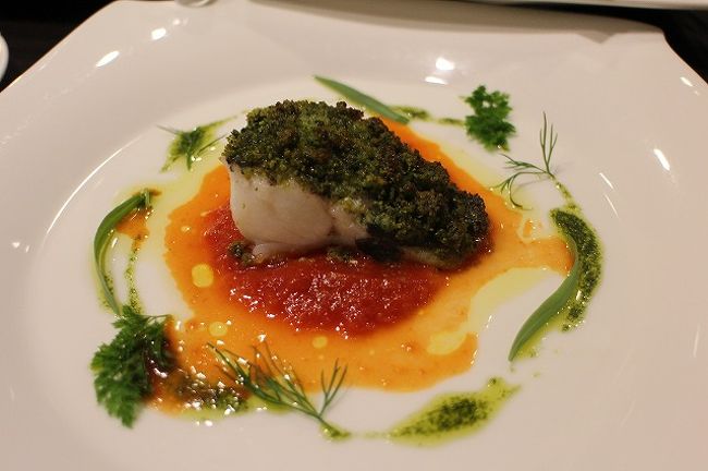 石垣島ミーバイの香草パン粉焼き（１，０００円）<br />こちらは香草が強すぎてイマイチ。