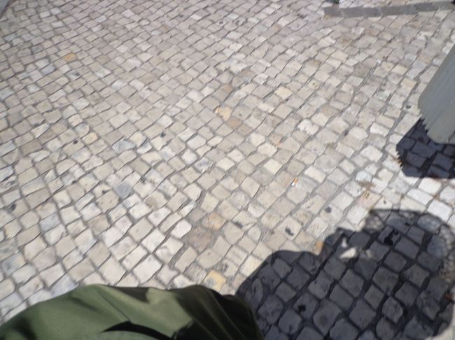 セッテリオスバスターミナルの石畳には