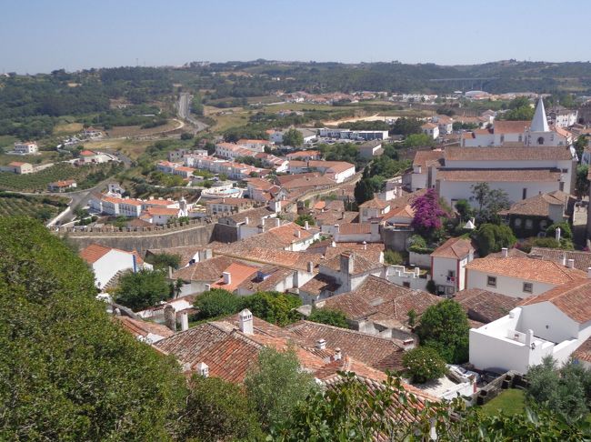 道に迷いながら、やっとの思いで城壁に上る