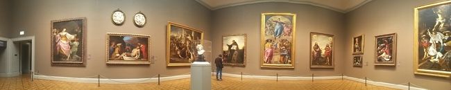 展示室の雰囲気をパノラマで撮りました。ずっといても飽きないです。