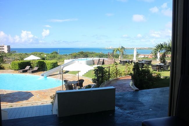 ホテルに戻ってから、プール三昧。<br />夕食を予定より３０分遅らせてもらいました。