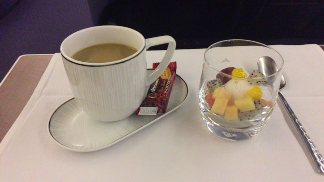 コーヒーと一緒に『Can I enjoy ice ones again?』(o・ω・o)♪　<br /><br />もう一回食べたかったけど、流石にやめました。