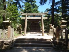 その道中には天橋立神社と、