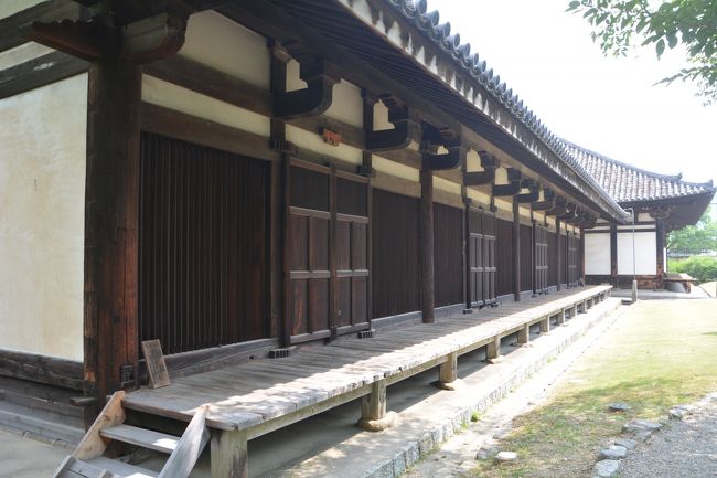 極楽堂の西の禅堂。こちらも国宝。これも僧房を鎌倉時代に改築しているそうです。