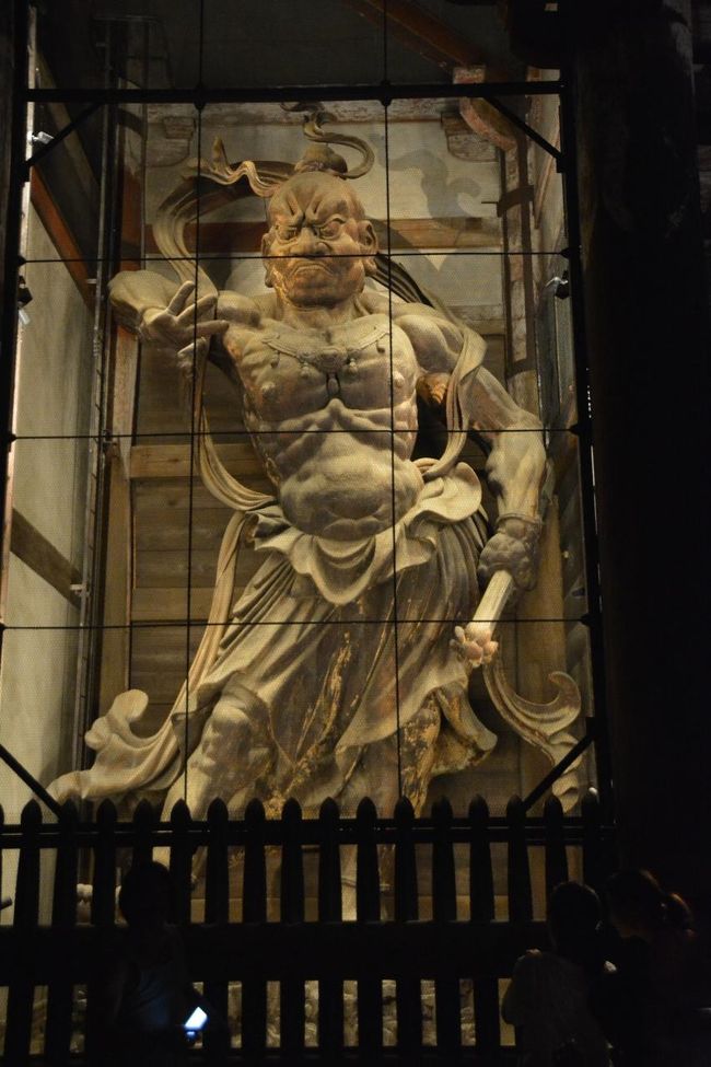 東大寺南大門の金剛力士像